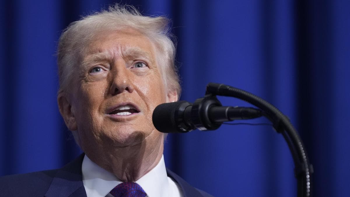 Indian Americans largely disapprove of Trump’s first year job performance, but Democrats do not benefit: Survey