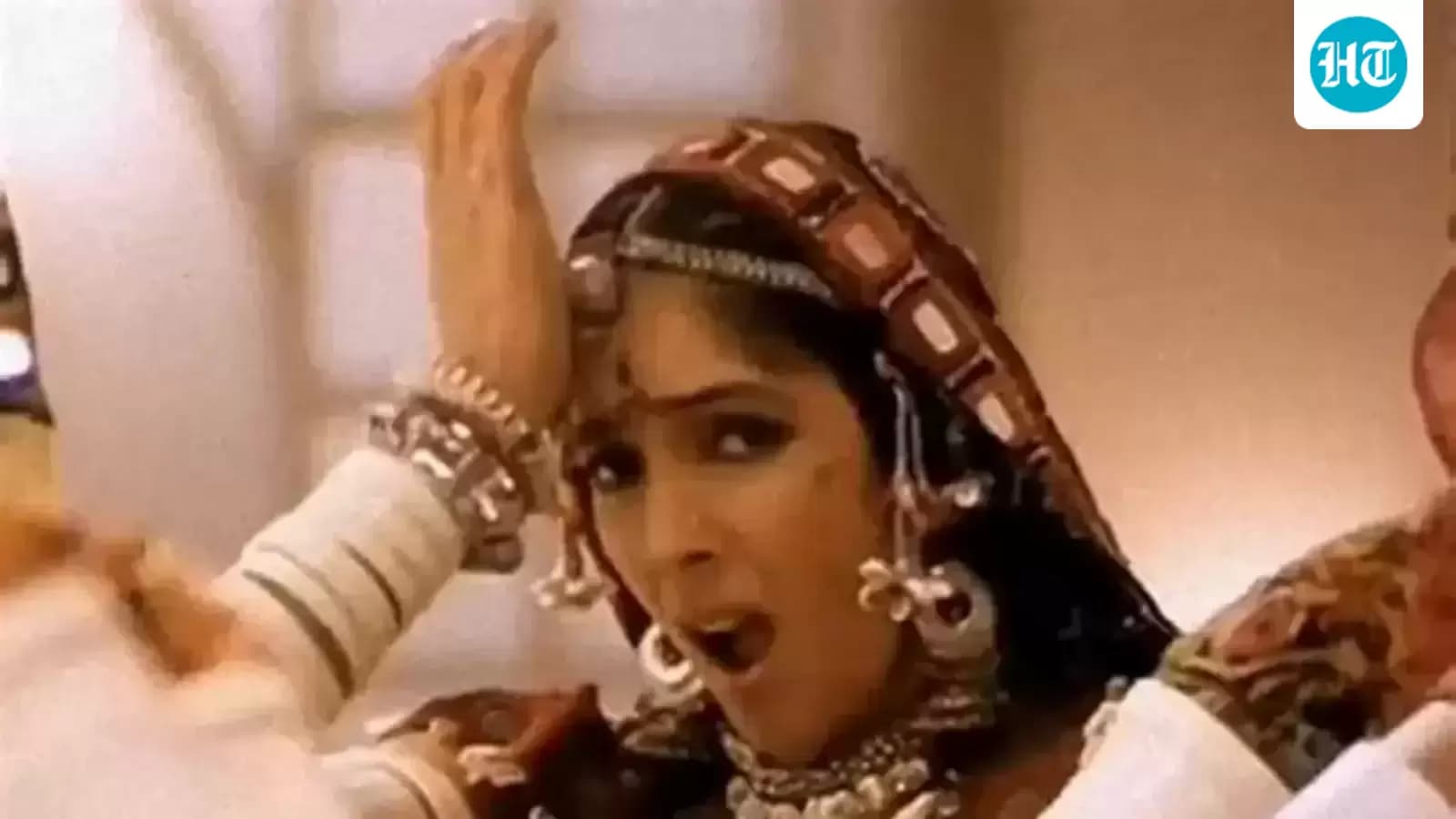 Neena Gupta recalls being angry after Subhash Ghai asked her to wear padded bra for Choli Ke Peeche Kya Hai: ‘So crass’