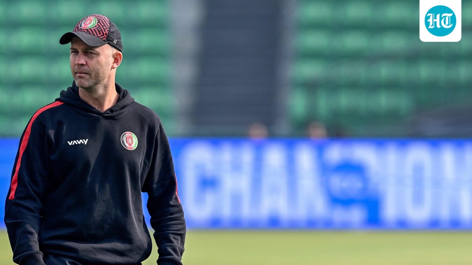 Kevin Pietersen throws his weight behind ex-teammate Jonathan Trott as England look for Brendon McCullum’s replacement